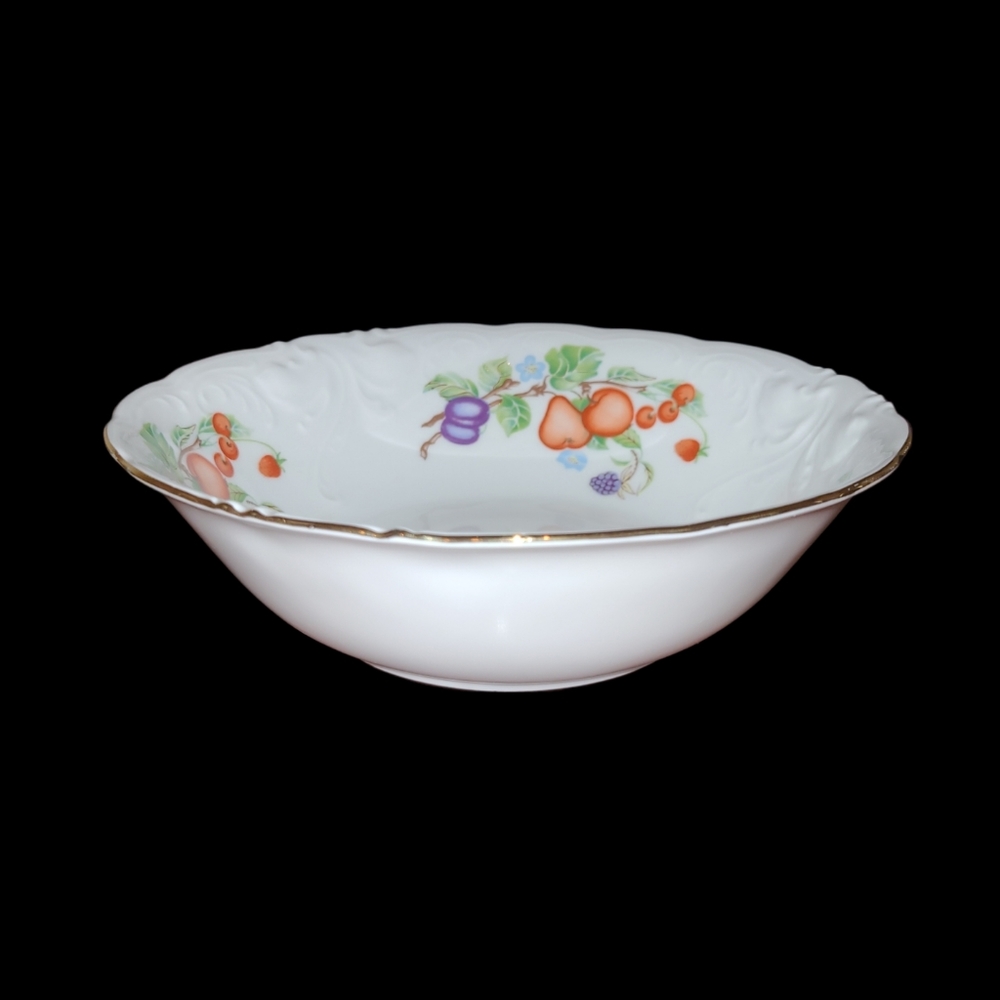 ROYAL KENT COLLECTION POLAND BOWL LARGE FRUIT GARLANND AND GOLD TRIM